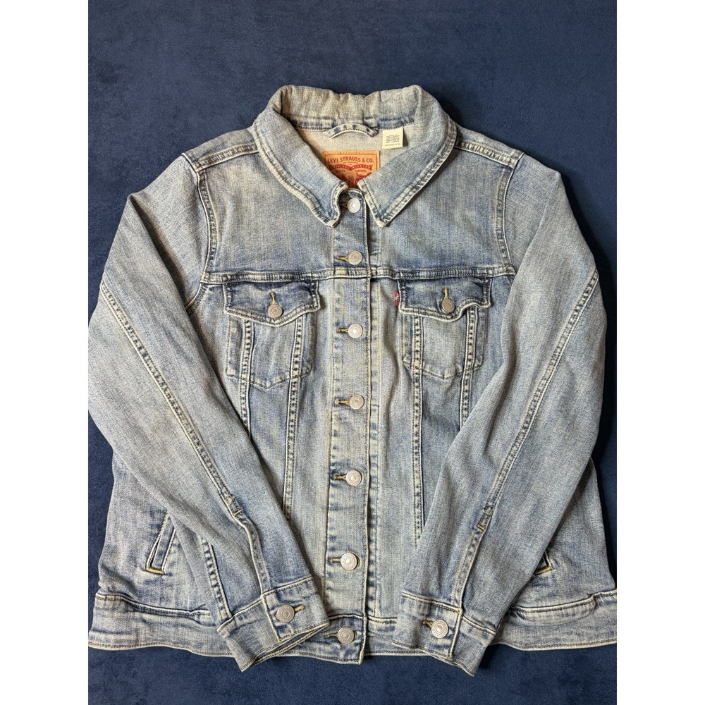 Levi's Denim Trucker Jacket Womens 1X Light Blue Wash Cotton Blend 779940050